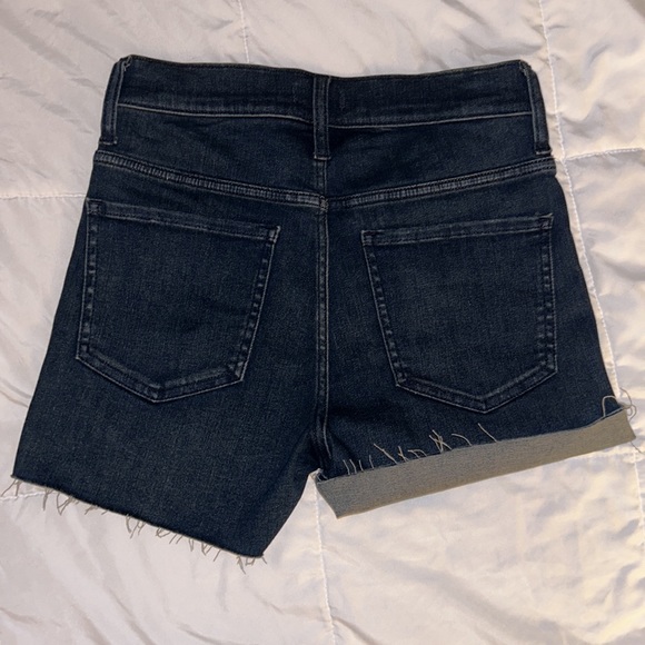 NWT • Express Womens Jean shorts - size 00 - Picture 3 of 6